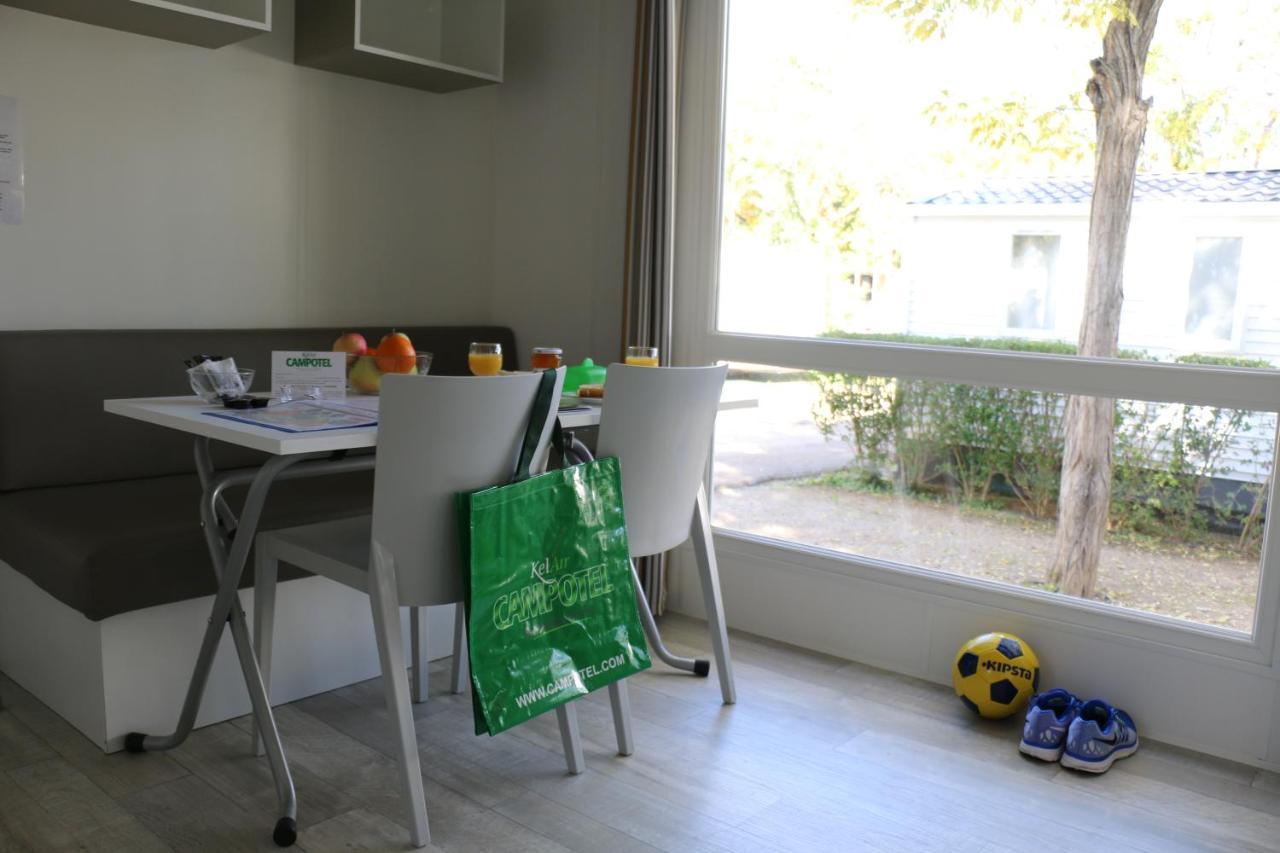 Mobile Homes By Kelair At Playa Montroig Camping Resort Tarragone Extérieur photo